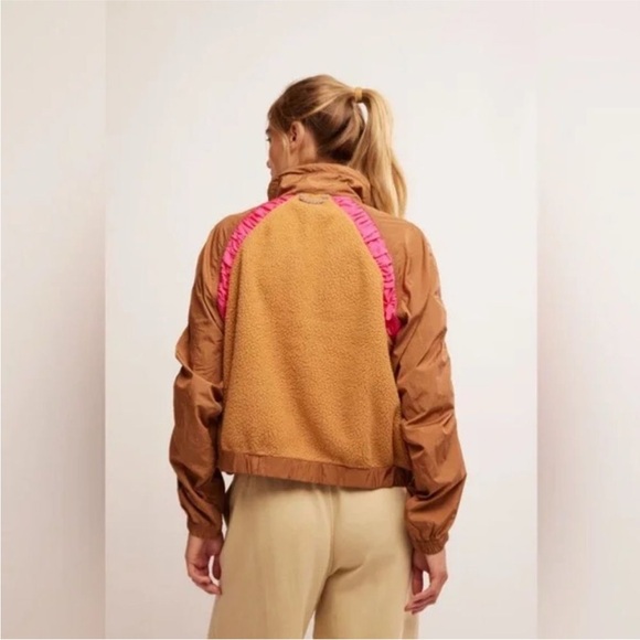 FP Movement Amelia Zip Up Fleece Jacket in Camel/Malibu Combo - Picture 4 of 5